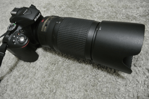 Nikon D5300と望遠レンズAF-S VR Zoom-Nikkor 70-300mmで巨大な満月 
